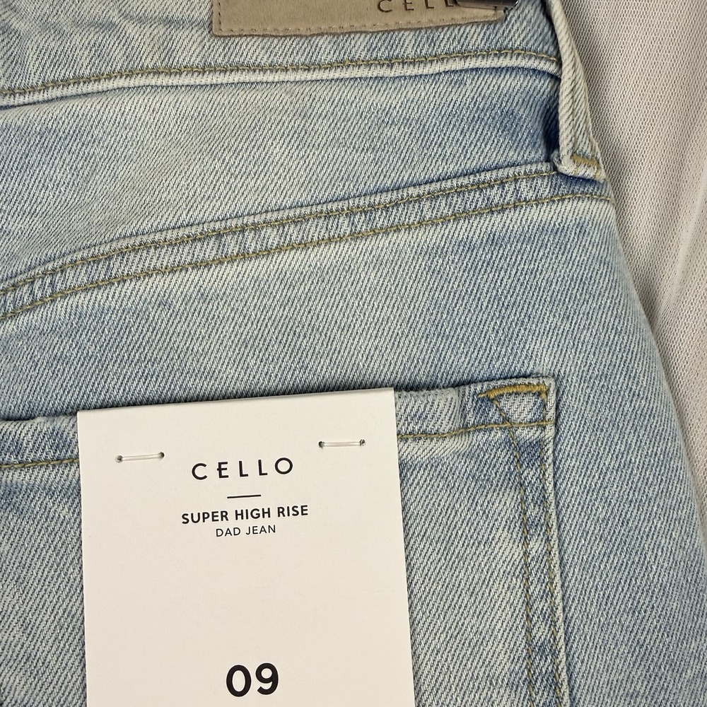 Cello Super High Rise Dad Jeans Light Wash Distressed Size 09 - Picture 3 of 7